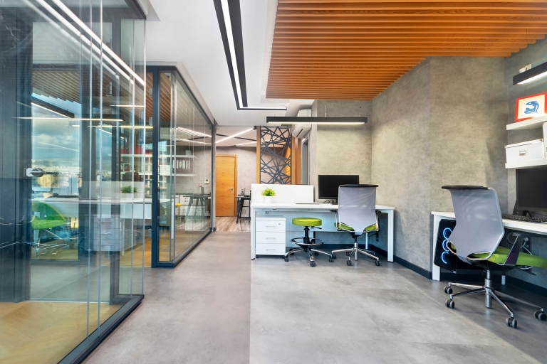 CRBN BAYRAKLI OFİS 3