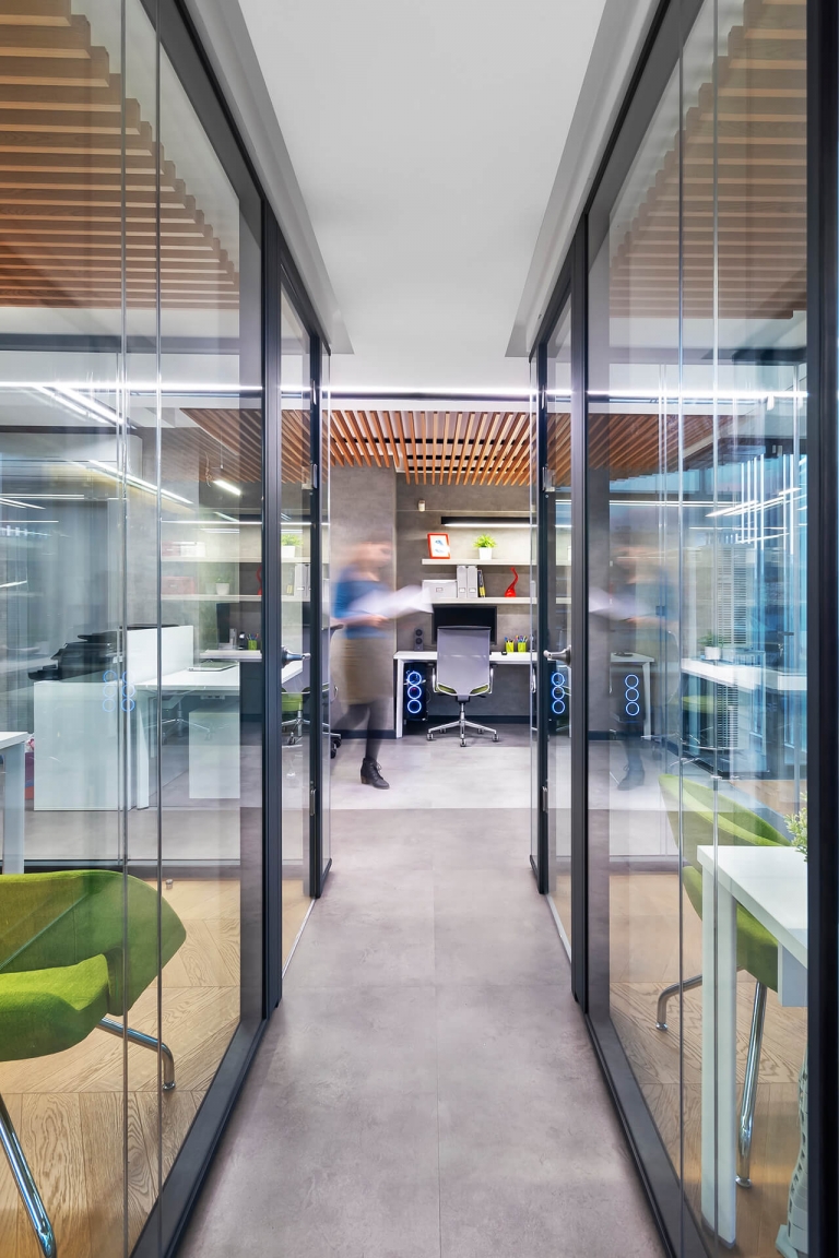 CRBN BAYRAKLI OFİS 5