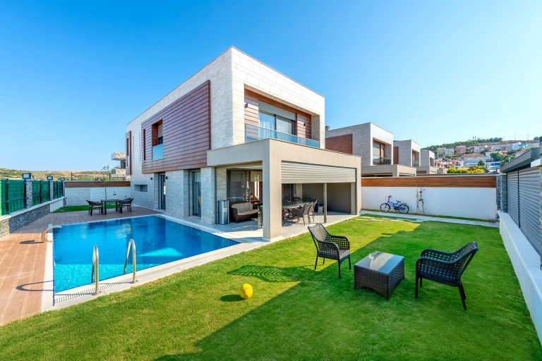 AOK ÇEŞME ÇİFTLİK MÜSTAKİL SİTE 3