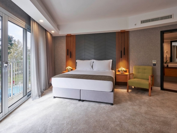 RO_KUŞADASI_SUİT ODA